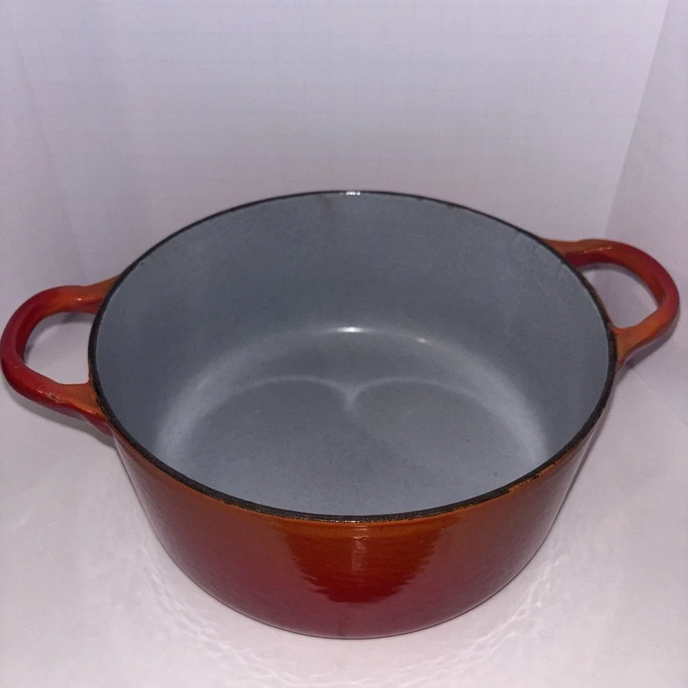 Vintage Cousances Le Creuset 8 Inch Dutch Oven Flame Orange
